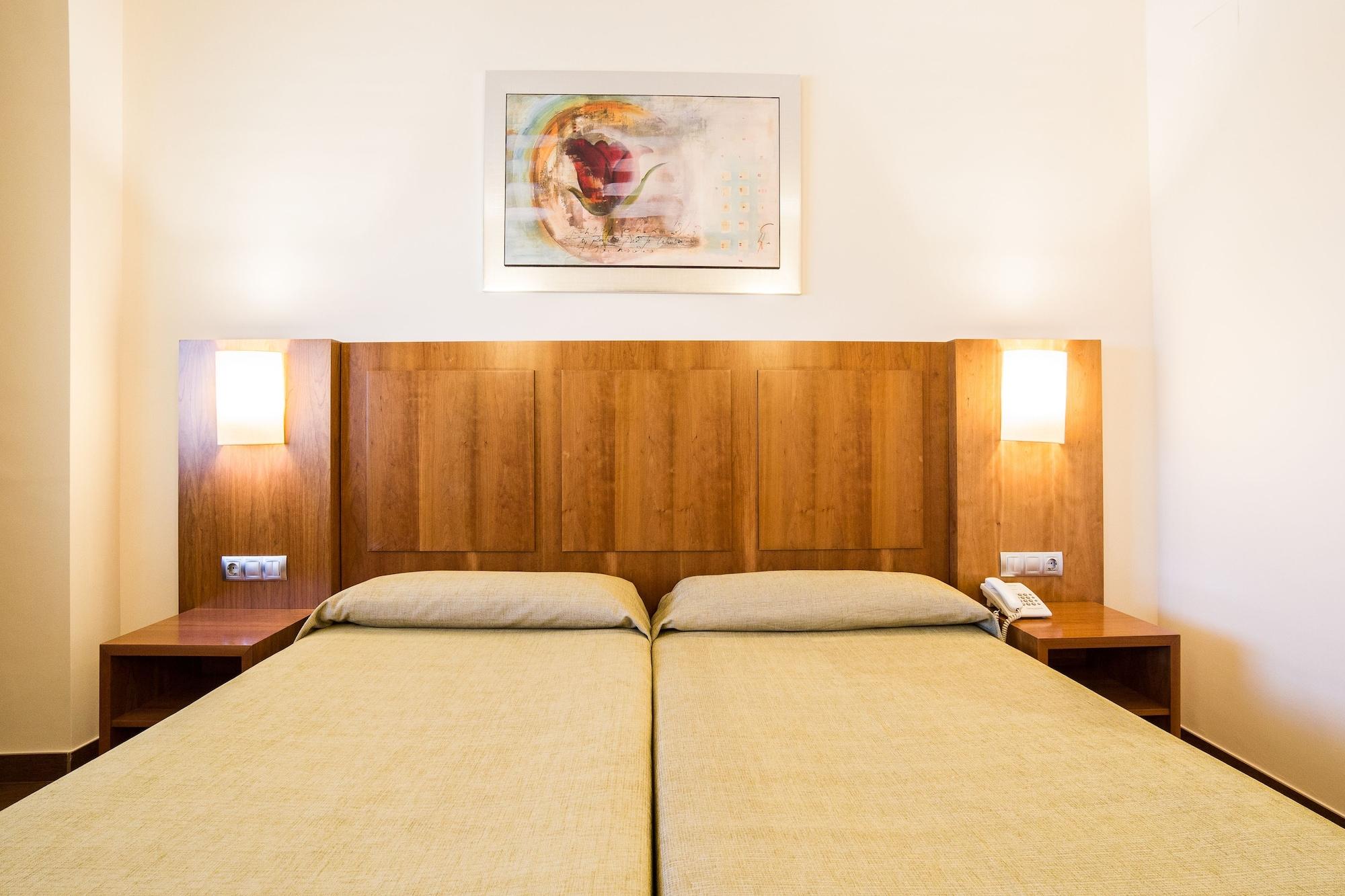 Hotel Leflet Sanlucar Sanlúcar la Mayor Esterno foto